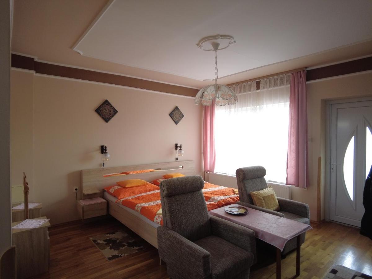 Stop Apartment Bük Dış mekan fotoğraf